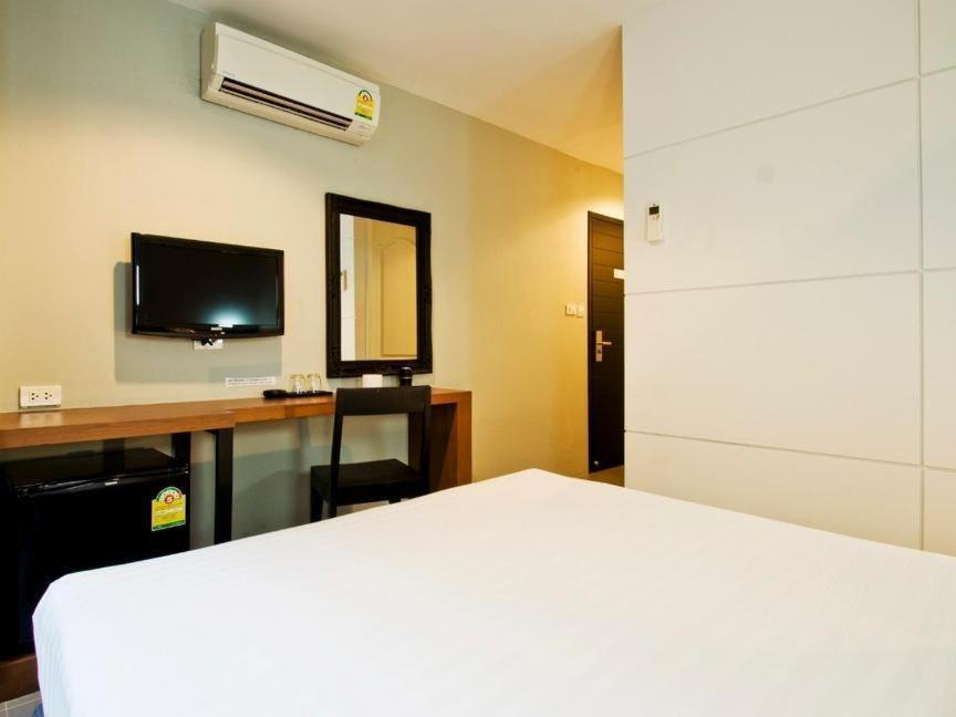 Di Place Bangkok Bagian luar foto